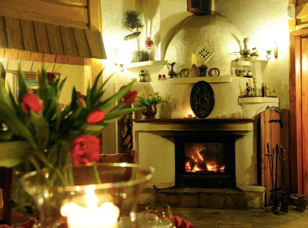Karczma Michelle Hotel Ярковице Екстериор снимка